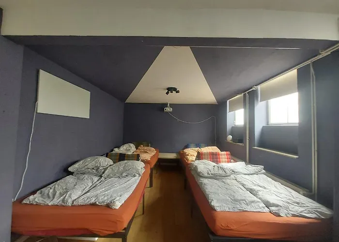 Family Friendly Funhouse Centrally Located In Ottensen